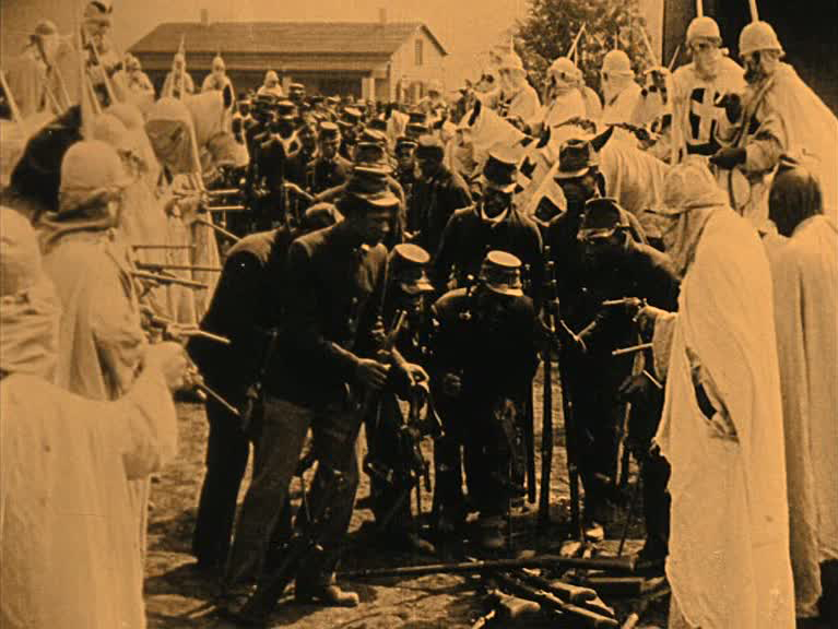 Nacimiento de una naci¢n (3)