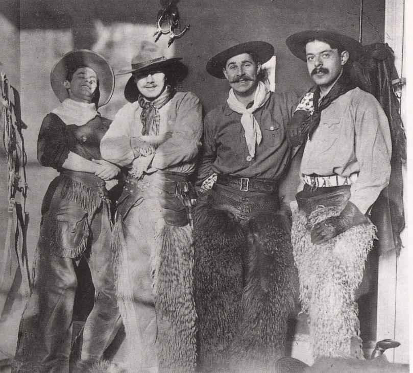 La-blue-Star-association-avec-Joe-Hamman-à-gauche-1908-copie